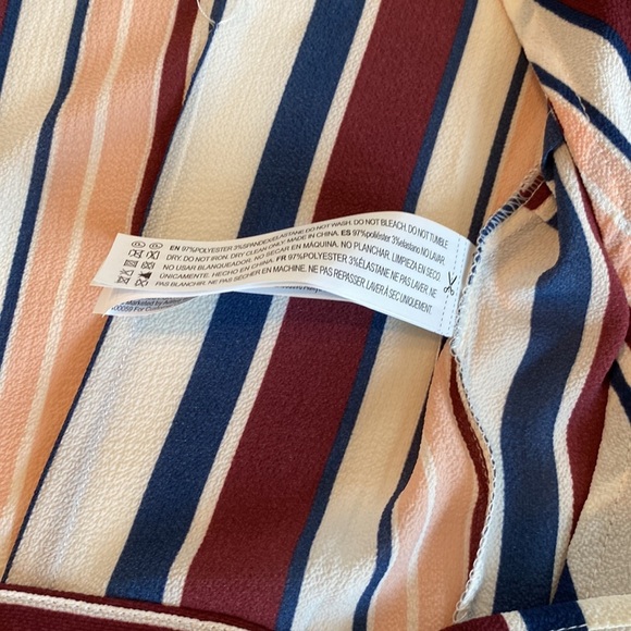 Forever 21 Contemporary Woven Top Open Front striped Multicolored Top Size M - Picture 8 of 11